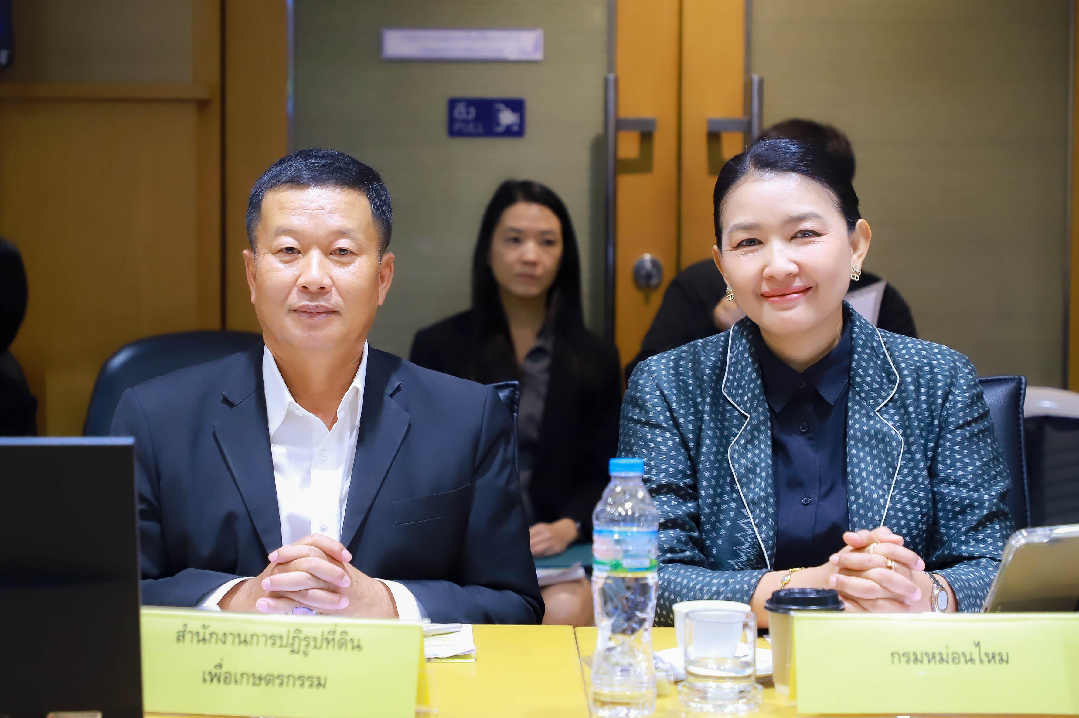 title - รองเลขาธิการ ส.ป.ก. ร่วมการประชุมคณะกรรมการบริหารการขับเคลื่อนงานนโยบายสำคัญและแก้ไขปัญหาภาคเกษตร